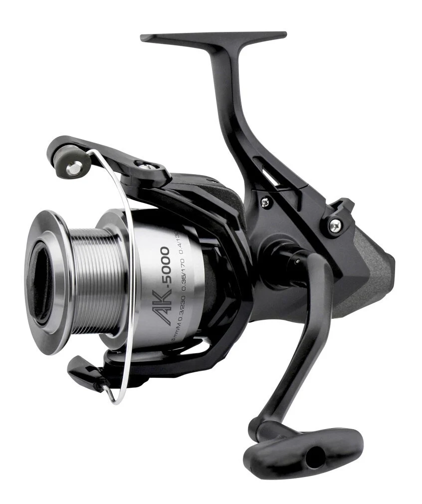 Okuma AK Baitfeeder Fishing Reel - Image 3