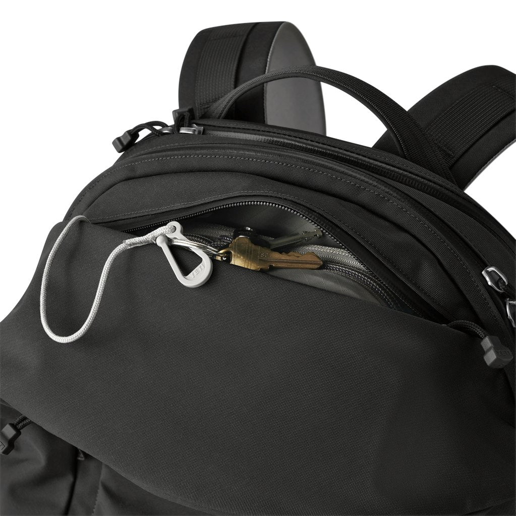 YETI Crossroads 27L Backpack - Image 11